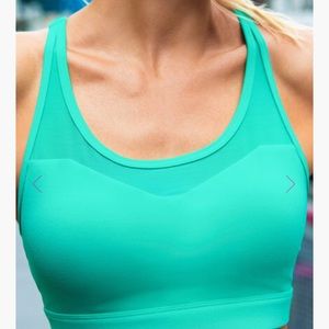 Lorna Jane sport bra